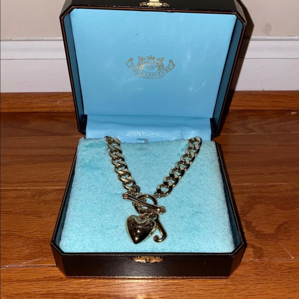 NIB Juicy Couture Gold Necklace